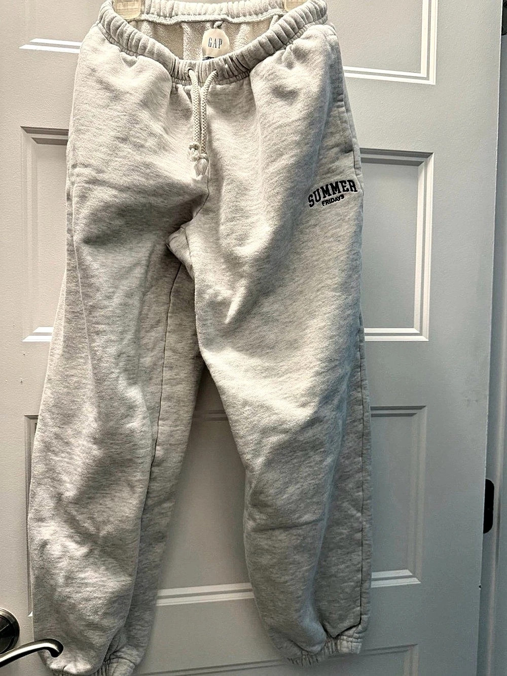 Gap x Summer Fridays Heavyweight Relaxed Logo Joggers Gray Joggers Size XS